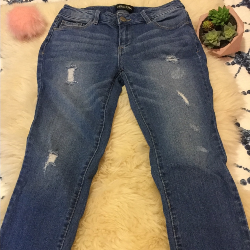 Cropped, distressed jeans, Size 3